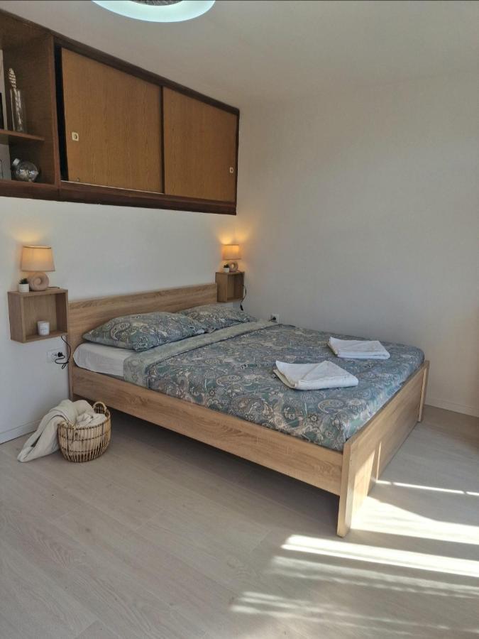Studio Apartman Karla غييكا المظهر الخارجي الصورة